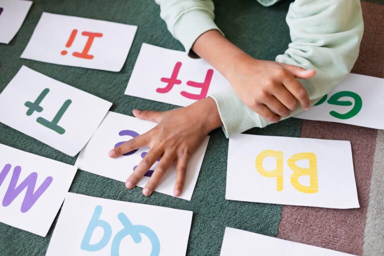 Consonants, Vowels, and the Tlingit Language
