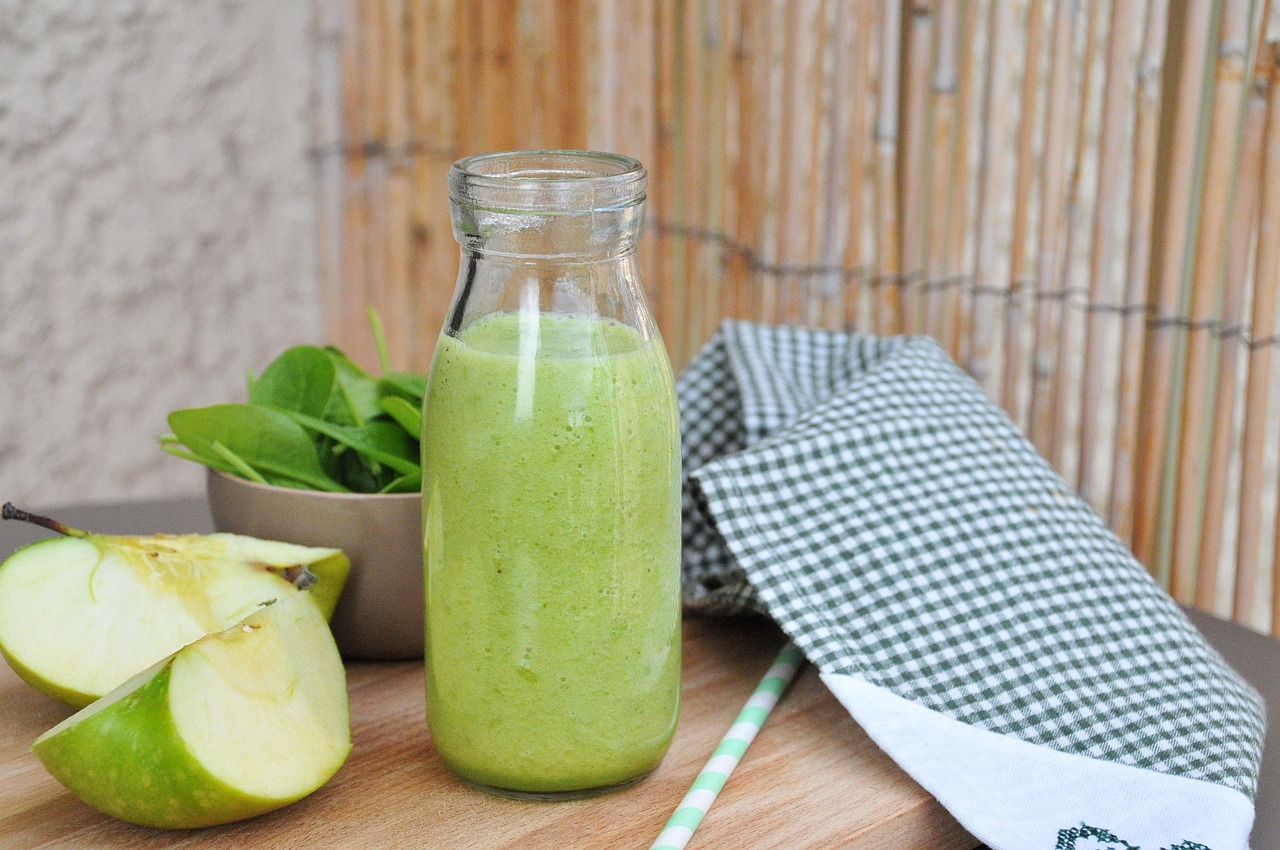 Apple Peanut Butter Smoothie